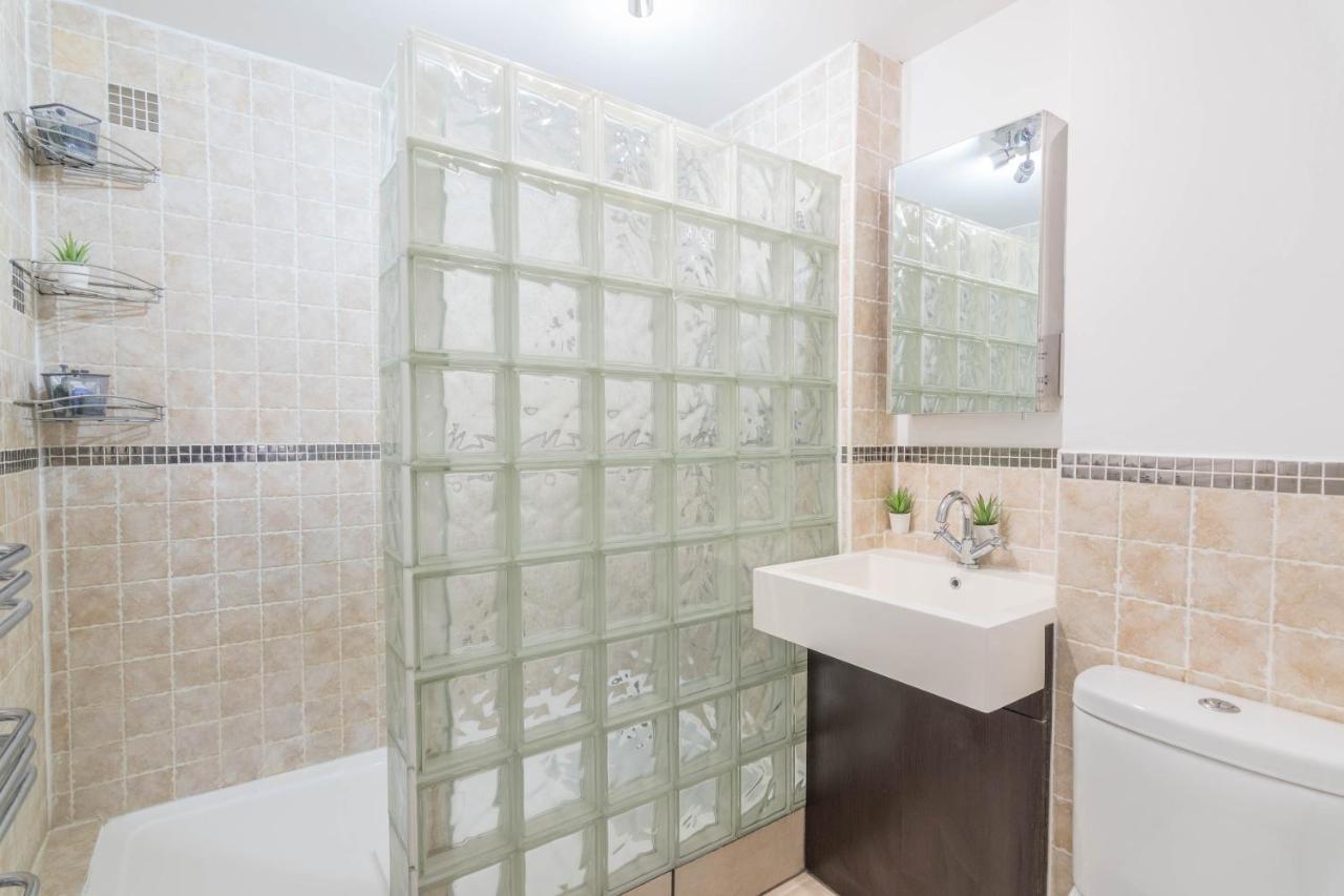 Wing House Villa Hemel Hempstead Esterno foto